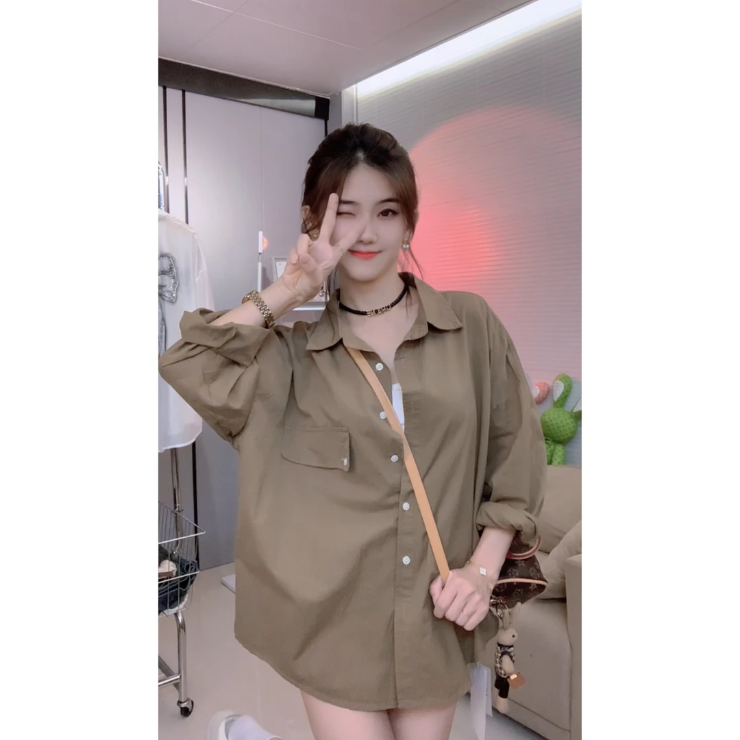 设计感小众卡其色衬衫女宽松秋季新款休闲慵懒男友风长袖衬衣外套