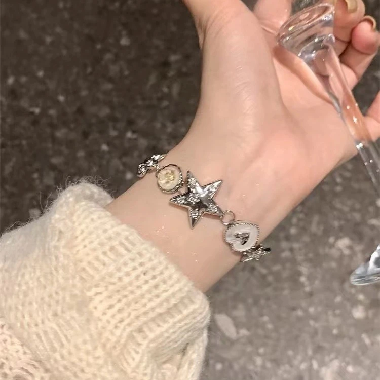 新款星星爱心纽扣重工水晶手链中式朋克风小众轻奢设计