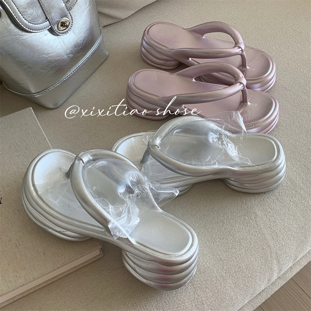 细细条 高级感ins街头风人字拖女夏季外穿厚底增高夹脚沙滩凉拖鞋