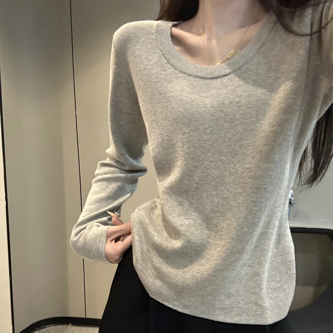 纯色U领针织打底衫女秋冬新款内搭毛衣纯欲修身显瘦百搭长袖上衣