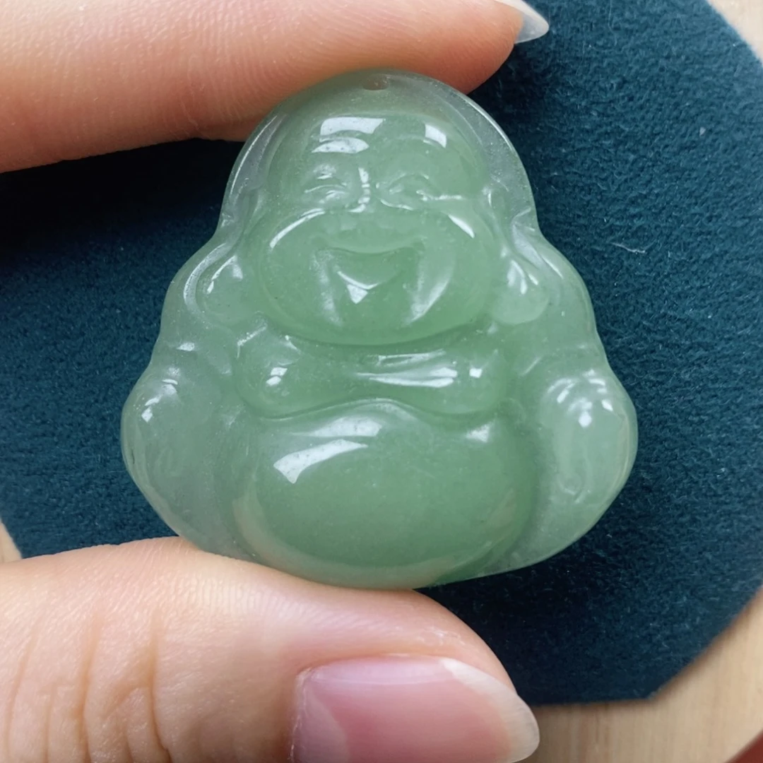 东陵石颈饰未镶嵌佛公