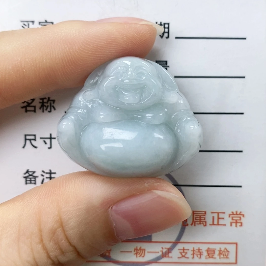 翡翠颈饰未镶嵌佛公