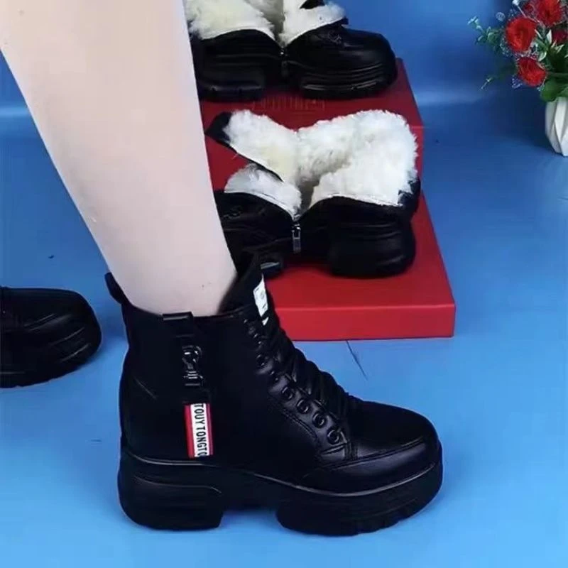 品牌断码真皮马丁靴女2023爆款羊毛雪地靴皮毛一体加绒保暖棉鞋
