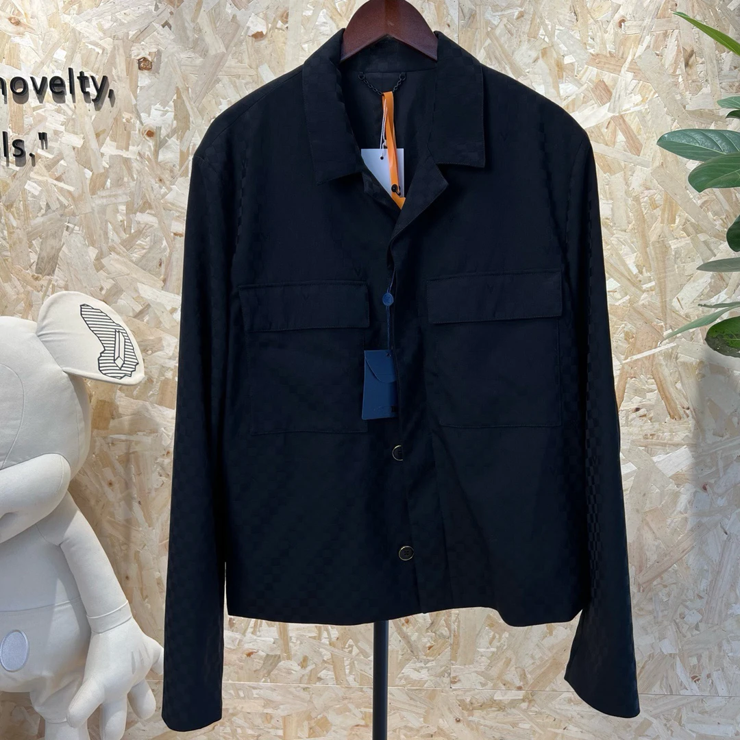 lv 路易威登 帆船 棋盘格运动系列休闲衣服/50码/99新/CL01452