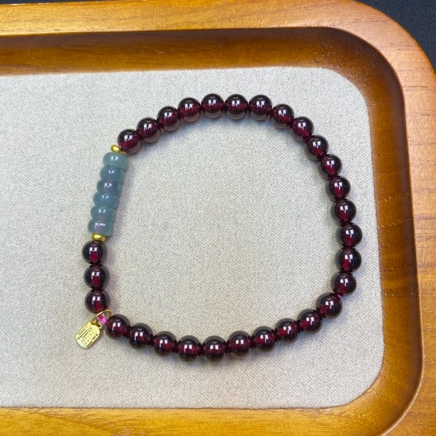 A38-李寻欢珠宝【石榴石5mm+福字牌】百搭精美单圈手串-多样性发货