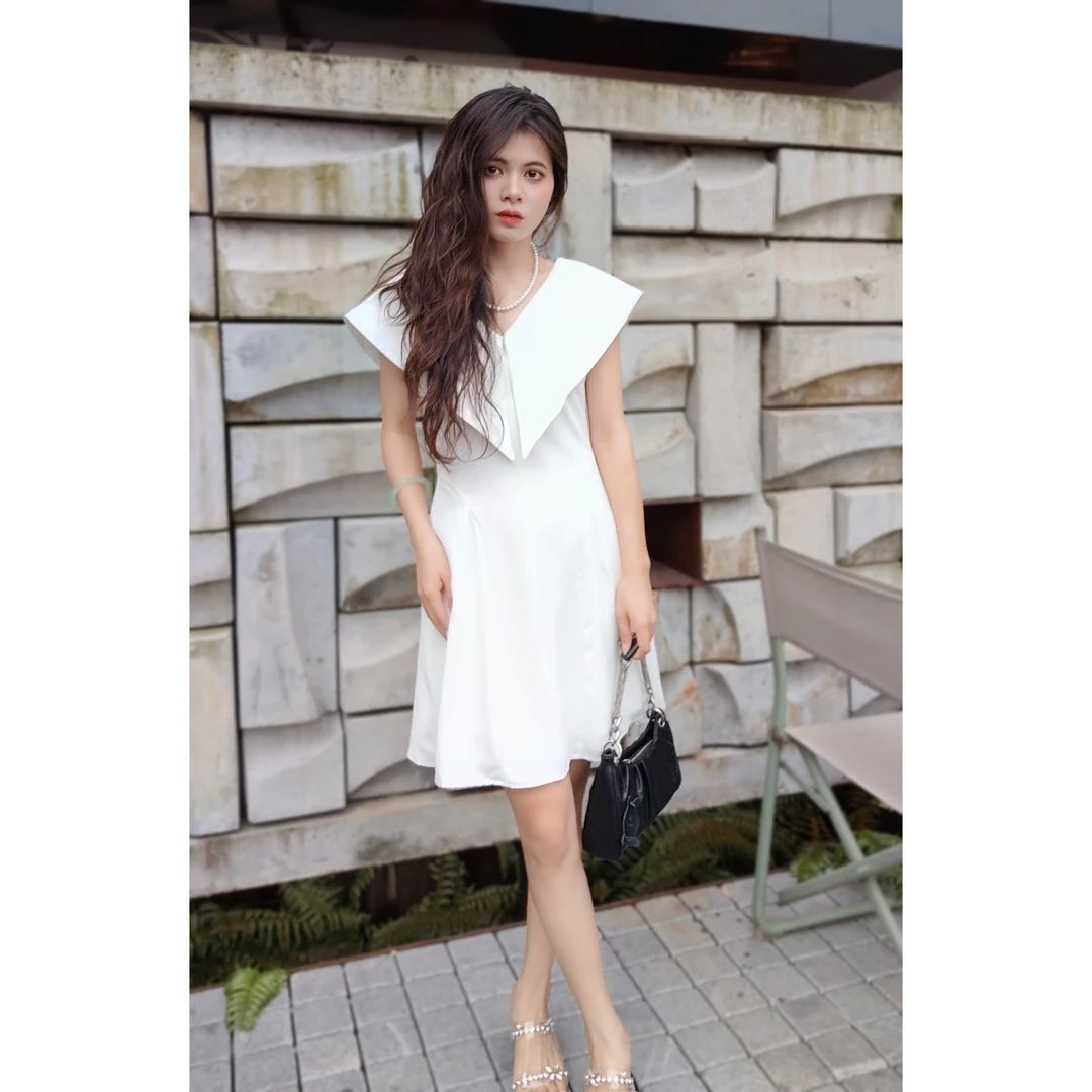 昂熙夏季新款气质设计师时尚轻奢女装连衣裙 8123