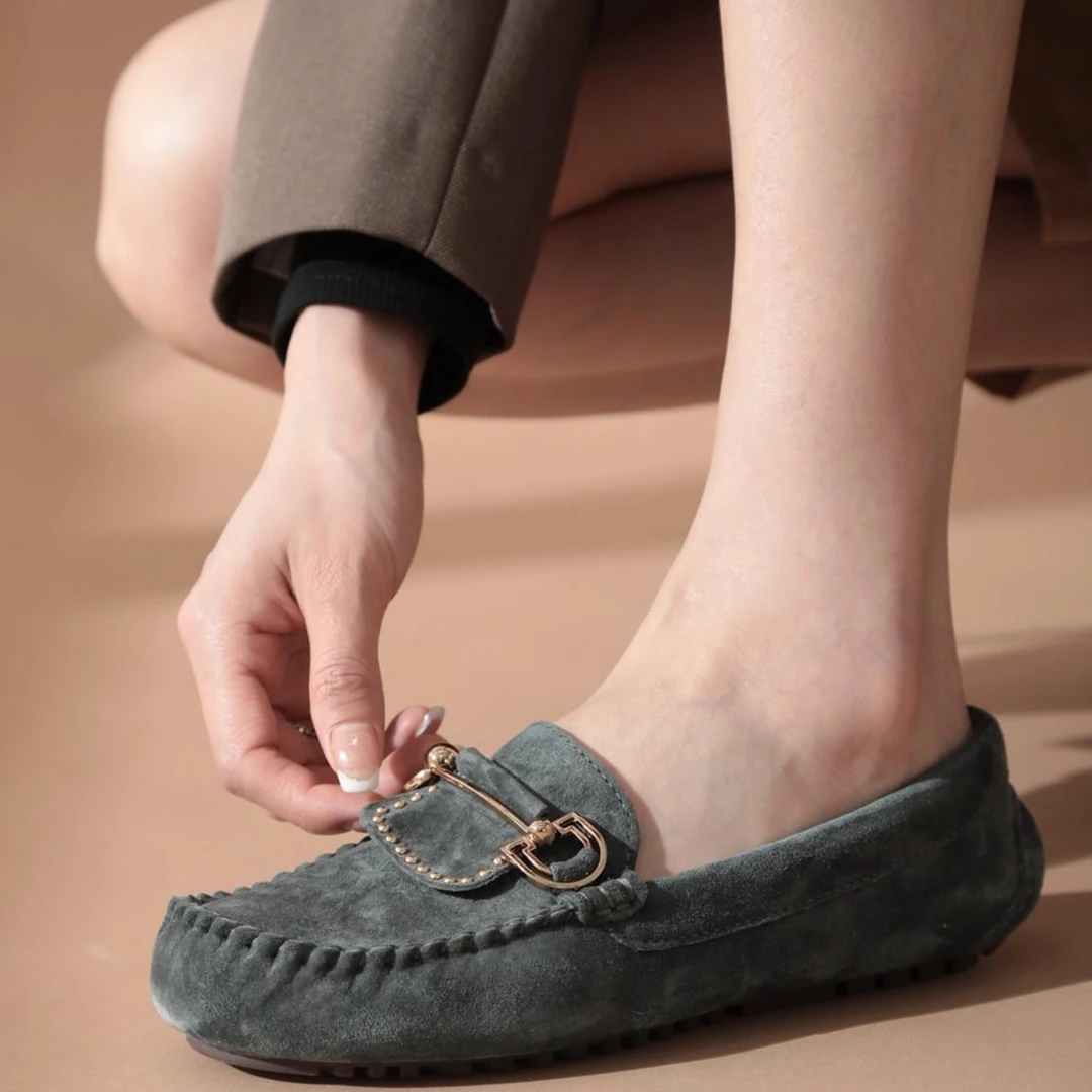 【金属扣饰】OZZEG澳泽格豆豆鞋夏季开车休闲舒适真皮单鞋女z3365