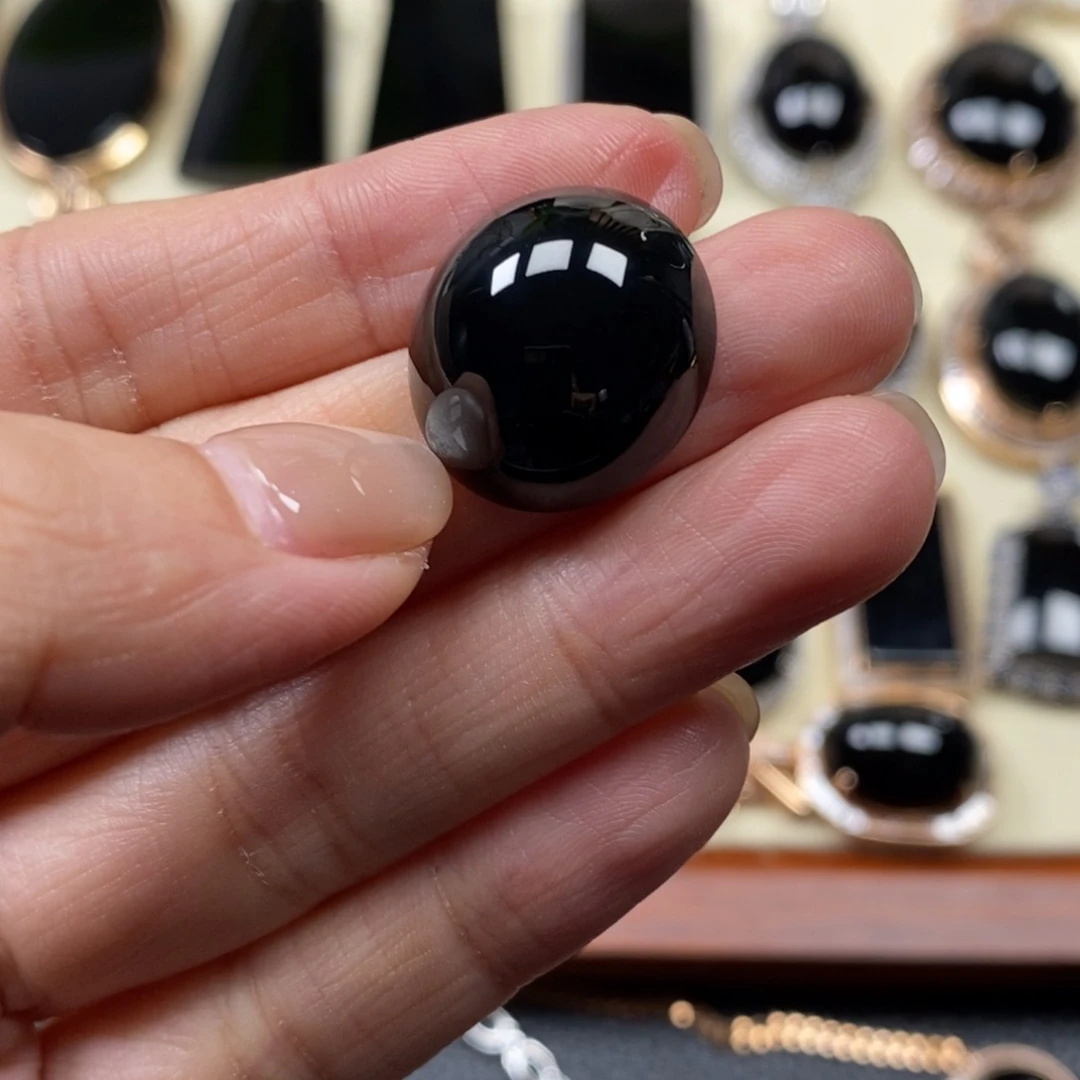 翡翠手链18K金镶嵌腊*蛋面