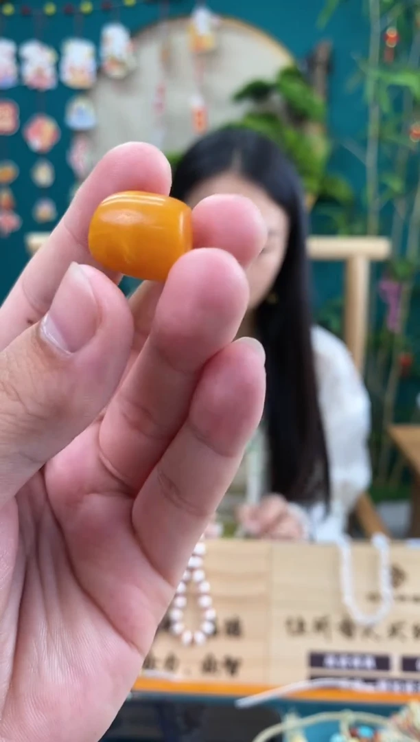 【闪购商品】蜜蜡珠宝奇石未镶嵌1