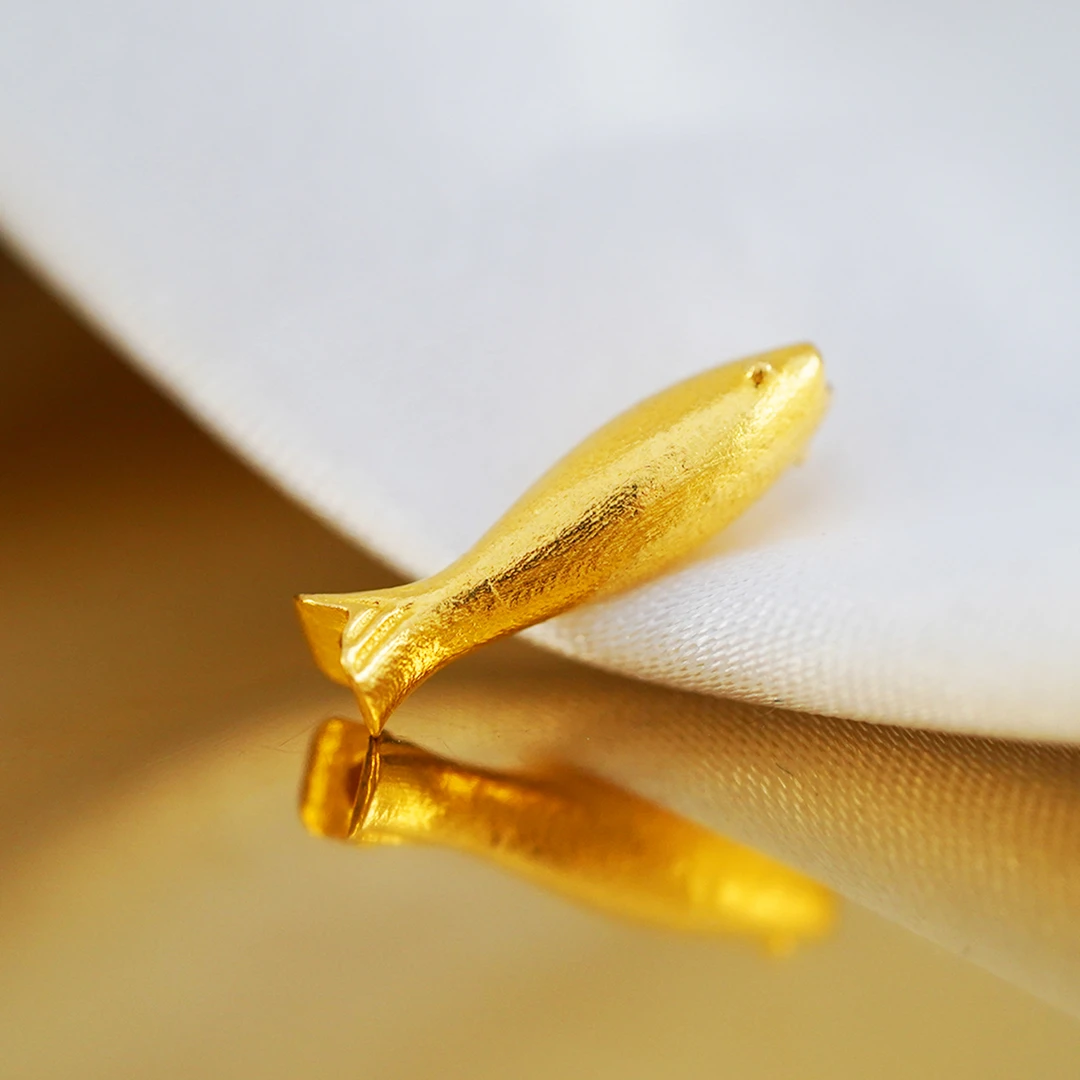 品众珠宝24K足金古法錾刻年年有鱼精工雕刻精品配饰（禁用优惠券）