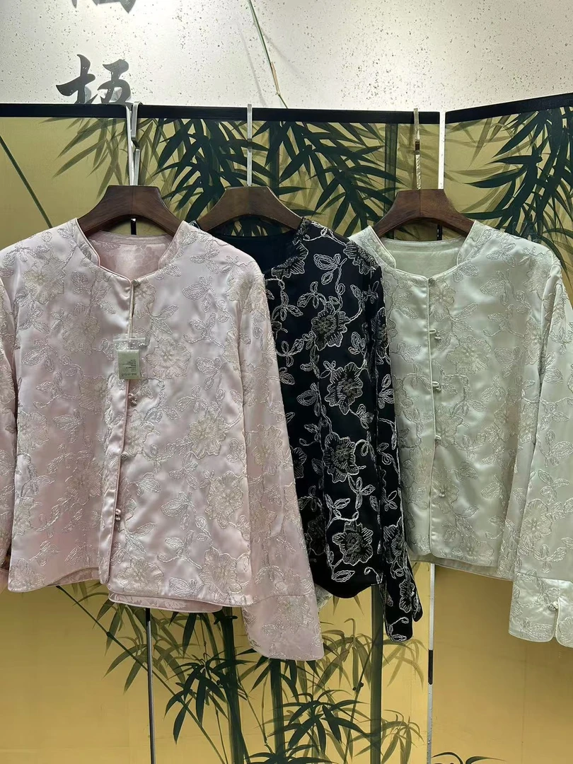 【素心】白玉 刺绣醋酸新中式气质圆领盘扣外套