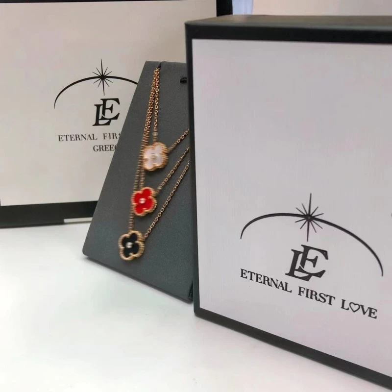 【奢品专供】 XINGHE /星禾饰品 时尚四花轻奢高级项链