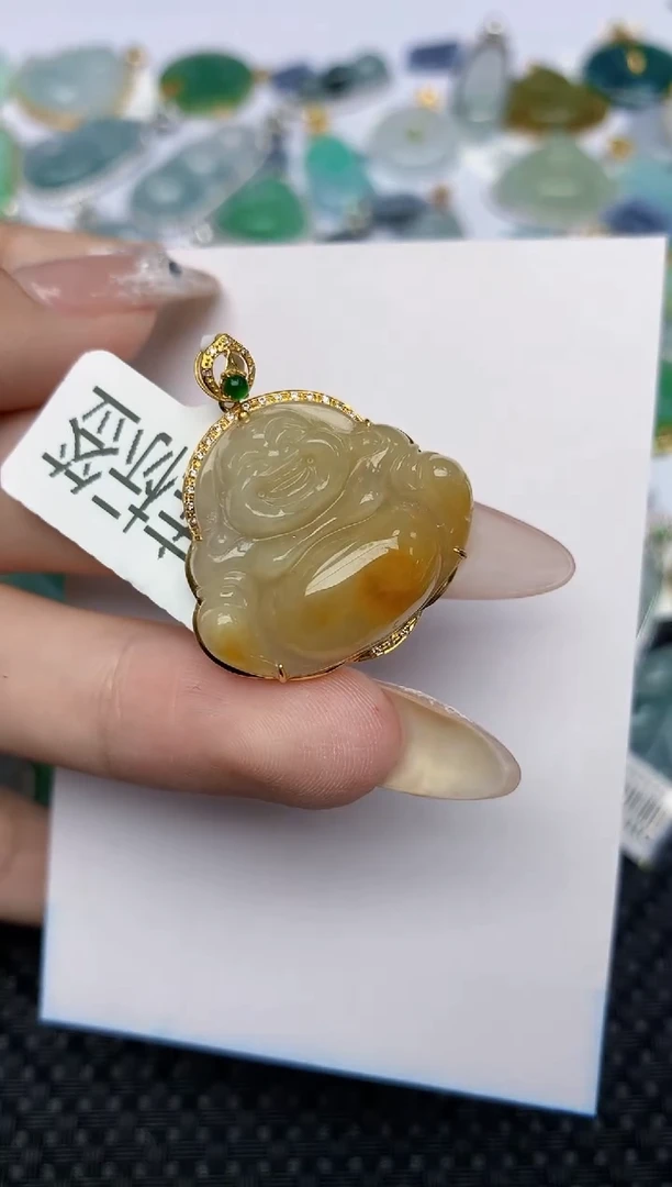 【闪购商品】翡翠颈饰18K金镶嵌52 天然A货翡翠