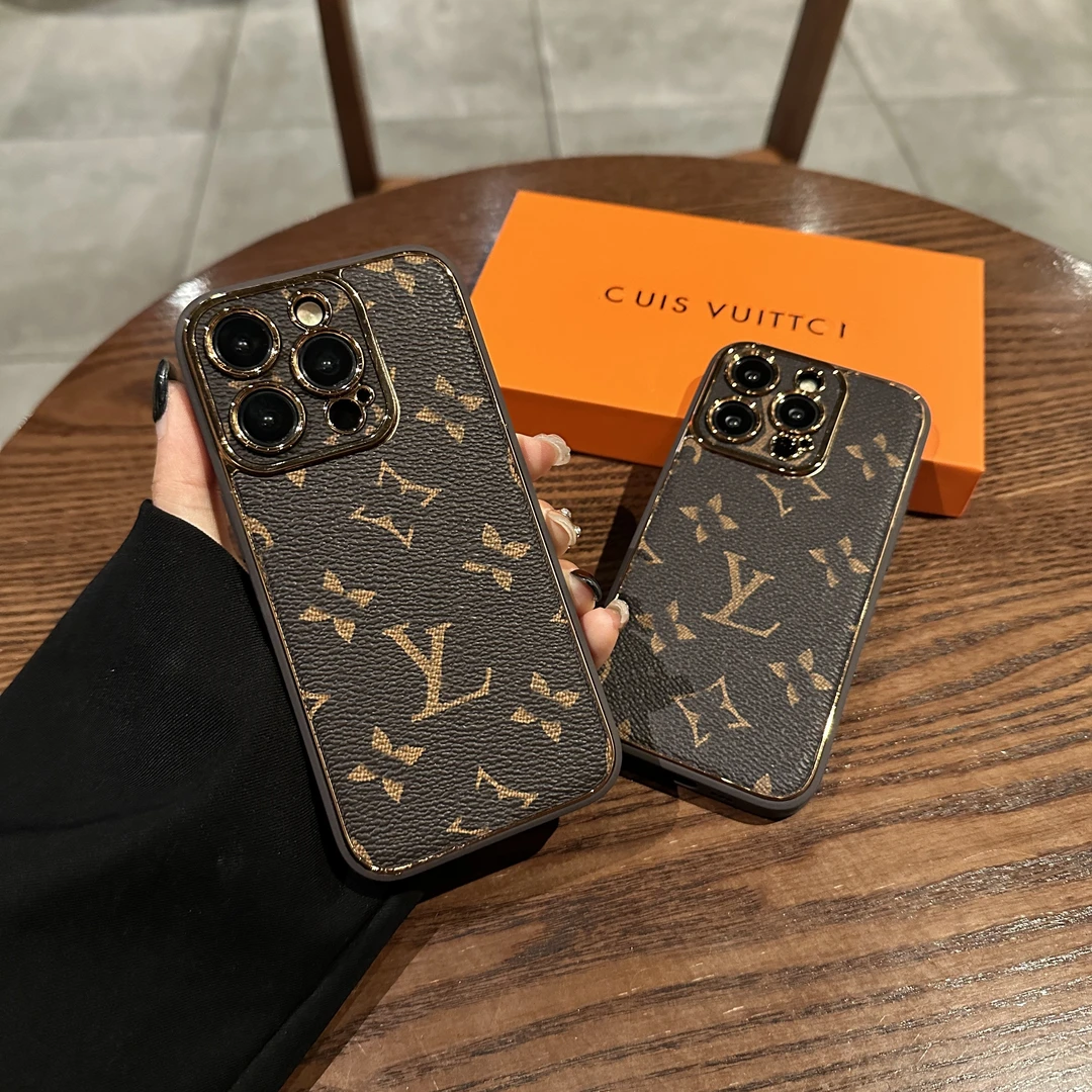 大牌苹果14/15pro max手机壳老花女电镀iPhone13/15p适用12皮质11