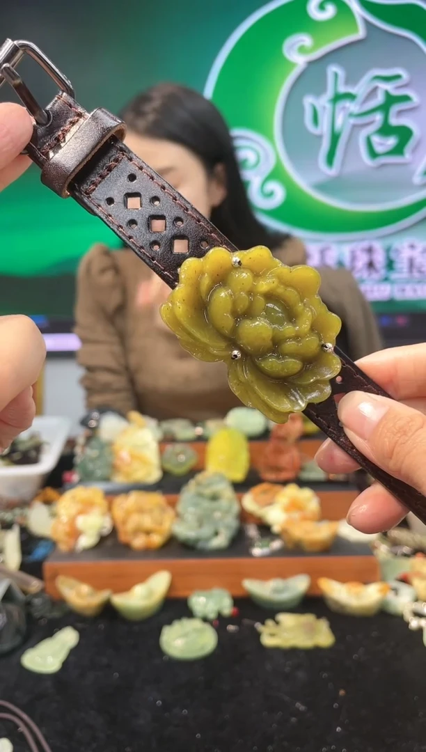 【闪购商品】岫玉手牌未镶嵌·多样性发货*拍一发一