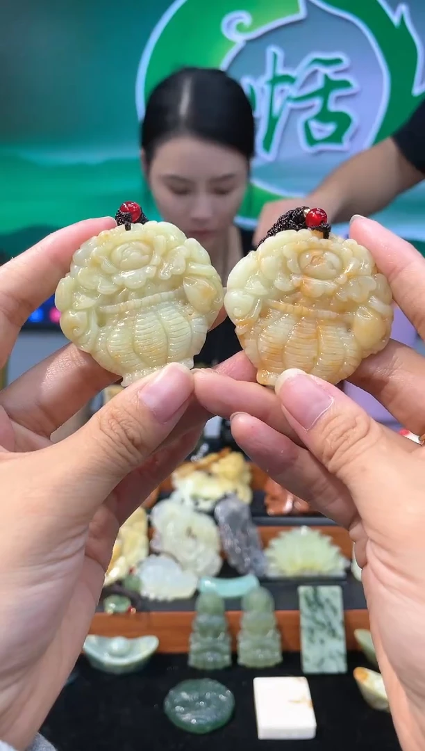 【闪购商品】岫玉吊坠未镶嵌·多样性发货*拍一发一