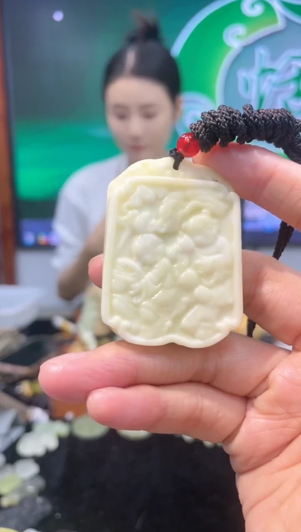 【闪购商品】岫玉吊坠未镶嵌·