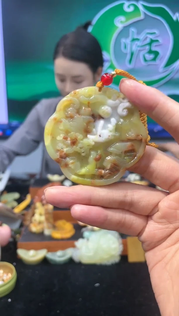 【闪购商品】岫玉吊坠未镶嵌多样性发货*拍一发一