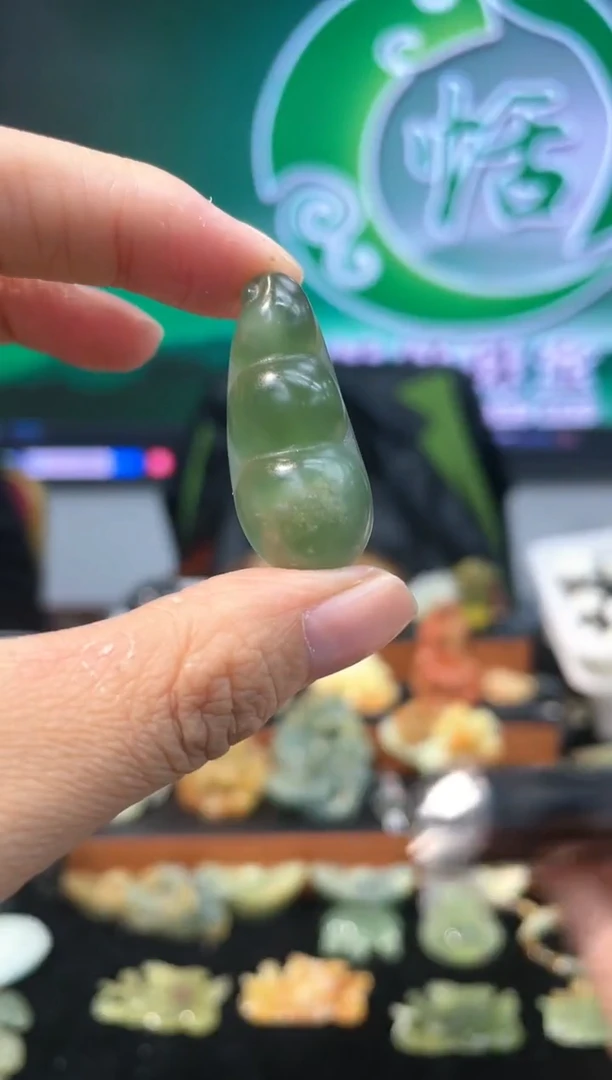 【闪购商品】岫玉吊坠未镶嵌·