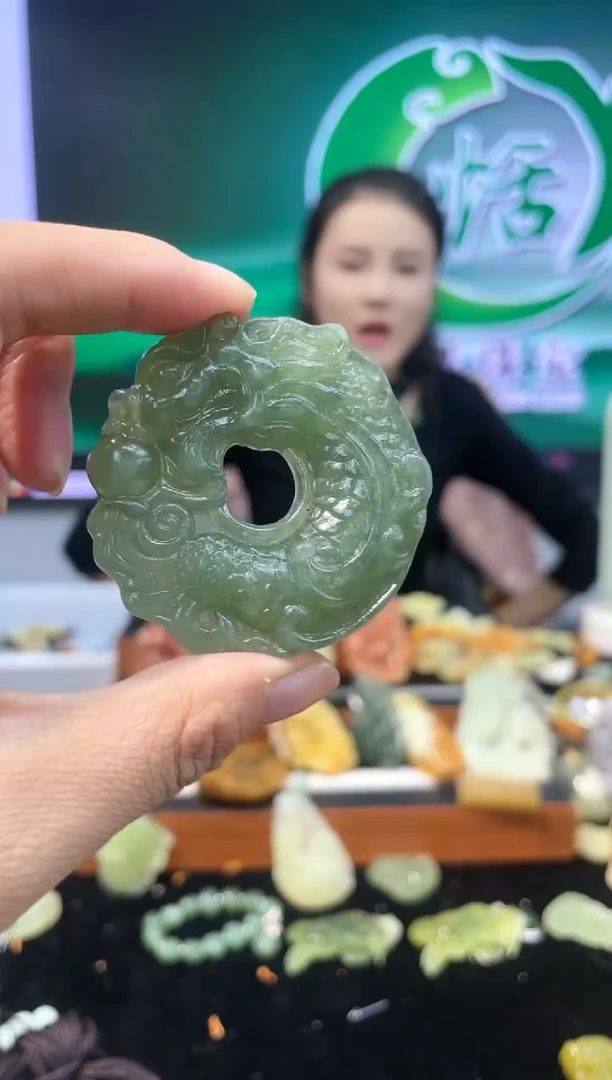 【闪购商品】岫玉吊坠未镶嵌·多样性发货*拍一发一