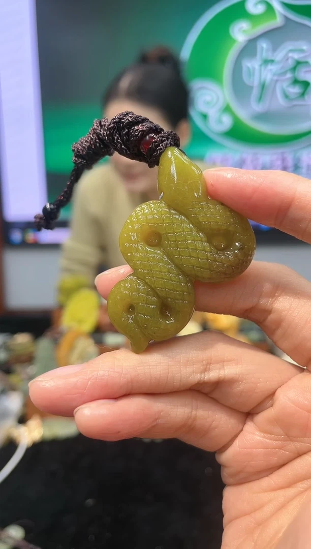 【闪购商品】岫玉吊坠未镶嵌·多样性发货*拍一发一