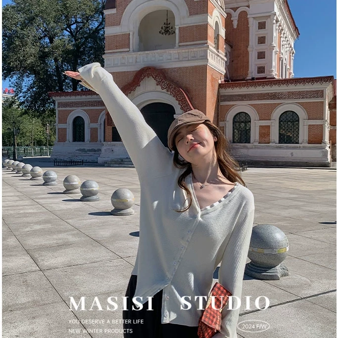 【宠粉回馈】马西西胖mm大码假两件V领针织打底衫女冬内搭开衫上衣