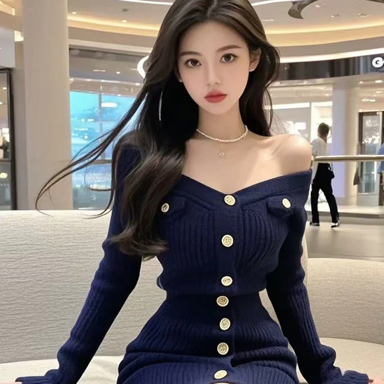 奢贵一字肩针织连衣裙千金名媛风收腰包臀小黑裙