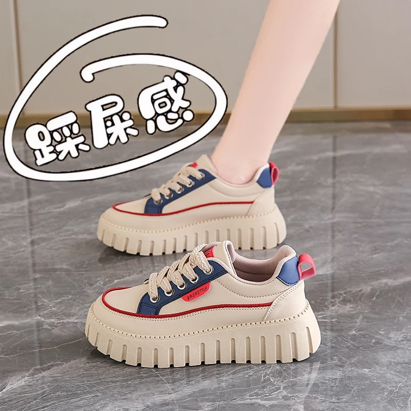 软底女鞋新款内增高踩屎感厚底休闲运动鞋百搭潮流显脚小板鞋潮