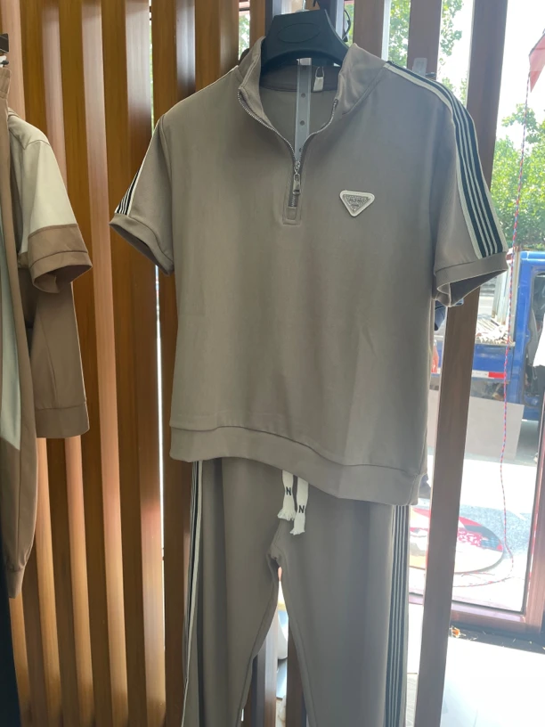 精致运动套装，高品质