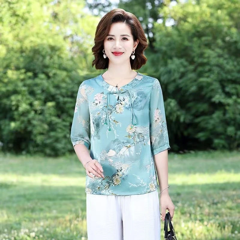 新款时尚雪纺妈妈短袖夏季气质印花大码中老年妈妈装宽松碎花小衫