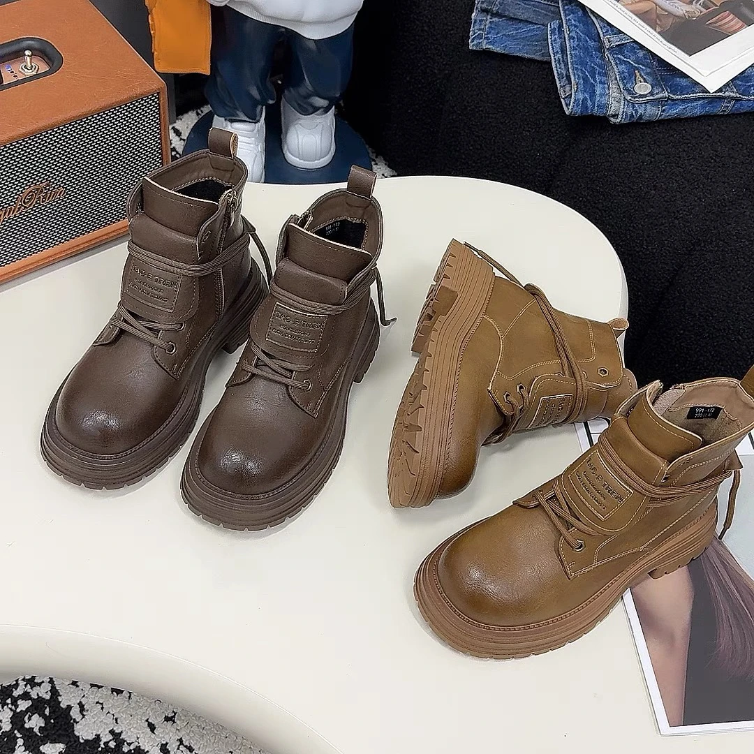 991-172做旧字母系带马丁靴女擦色厚底翻盖短靴
