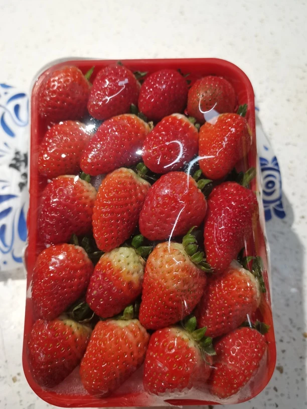 草莓1框（2斤装）