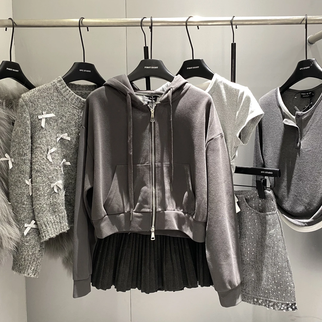 初见家【抽绳拉链连帽卫衣】2023秋冬设计感内搭小个子长袖打底衫