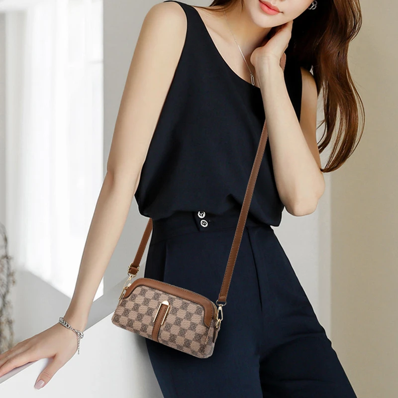 女士款包包2025新款百搭小包包女斜挎包洋气手拿包上档次复古单肩