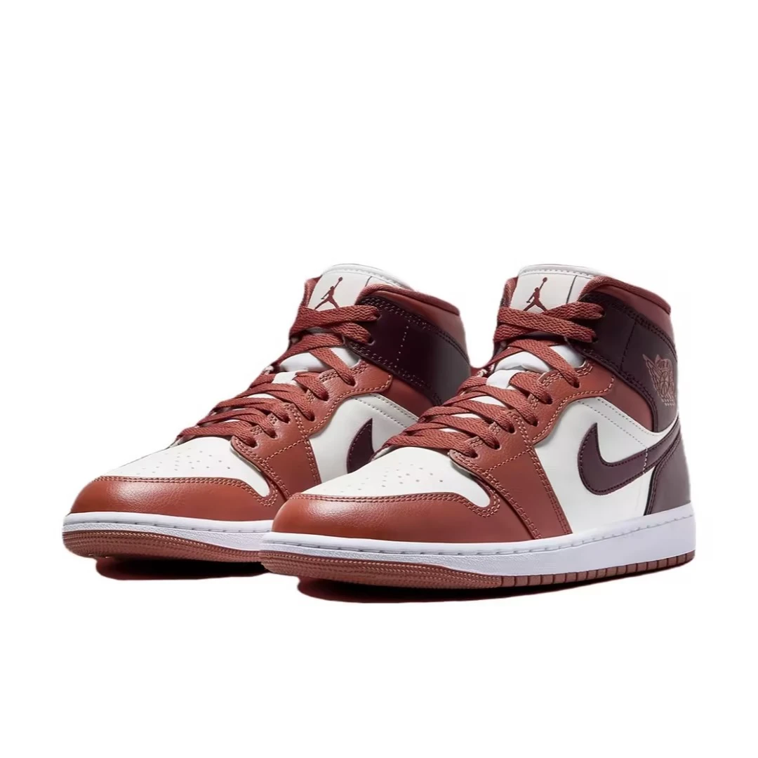 【就近门店发货】NIKE耐克女款AIR JORDAN 1MID 休闲鞋BQ6472-200
