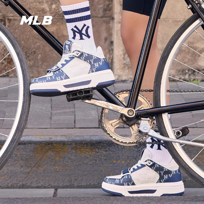 MLB男女情侣老花复古NY学长鞋秋冬新款3ASXCMM4N