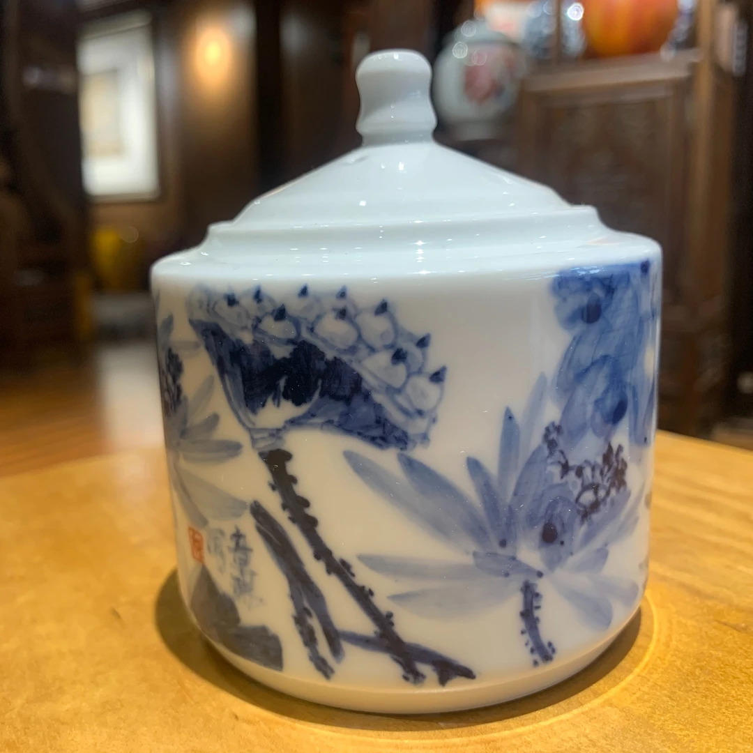 【聚哲堂 开播福利】手绘青花瓷 荷花茶叶罐