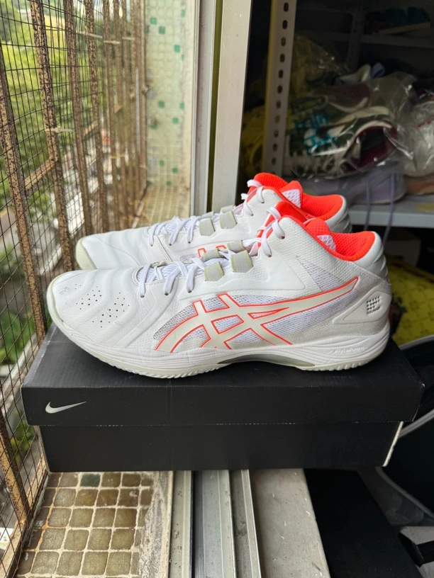 46码 Gel-Hoop v13白红 95新成色 公价1999 篮球鞋