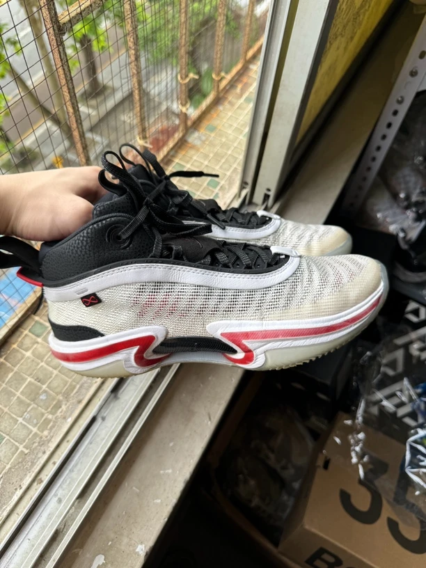43码/Jordan 国外版AJ36白红 85新成色 公价1549 篮球鞋