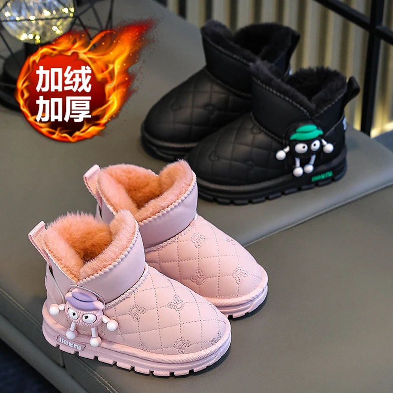 冬季儿童雪地靴男女童宝宝防滑软底皮面短靴中小童加厚保暖大棉鞋