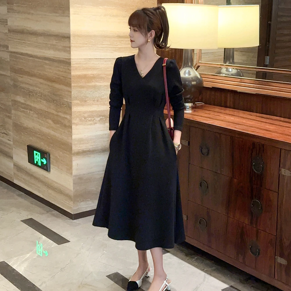 陌瑟MOSE【月光倾城】春秋气质长袖赫本风显瘦遮肉打底连衣裙小黑裙