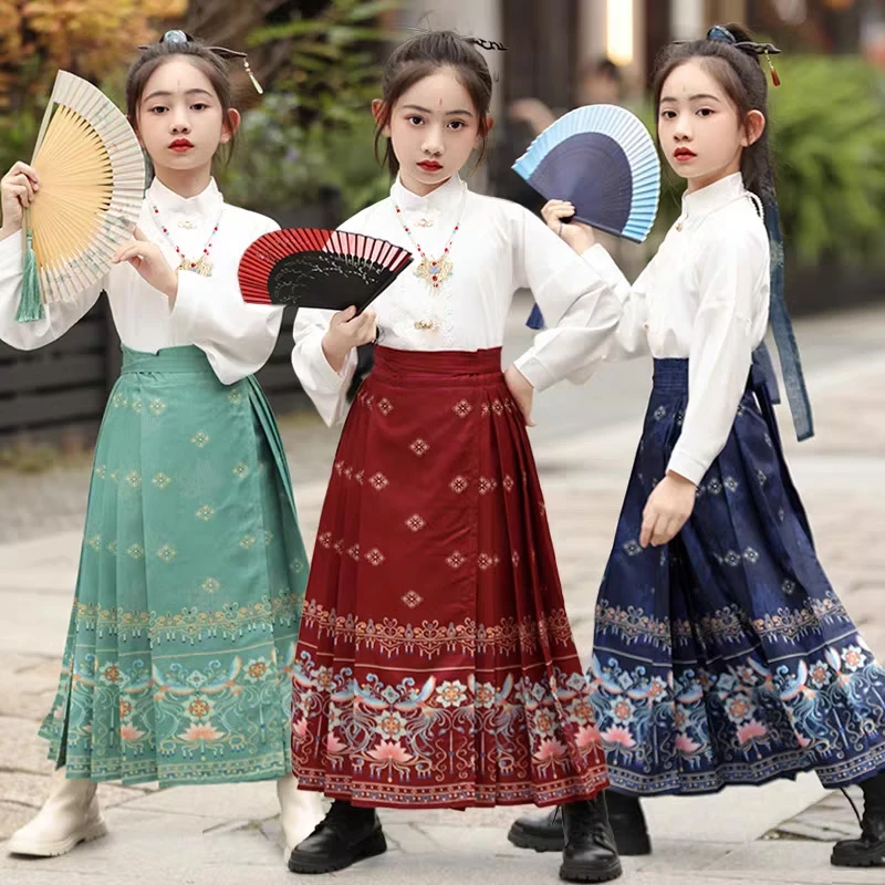 女童马面裙套装古装国风女宝民族风马面裙古风汉服凤凰于飞马面裙