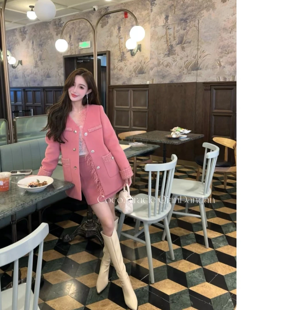 钱丹丹-【冬日恋岛】2024秋冬新款羽绒流苏小香风套装QL8TZ311