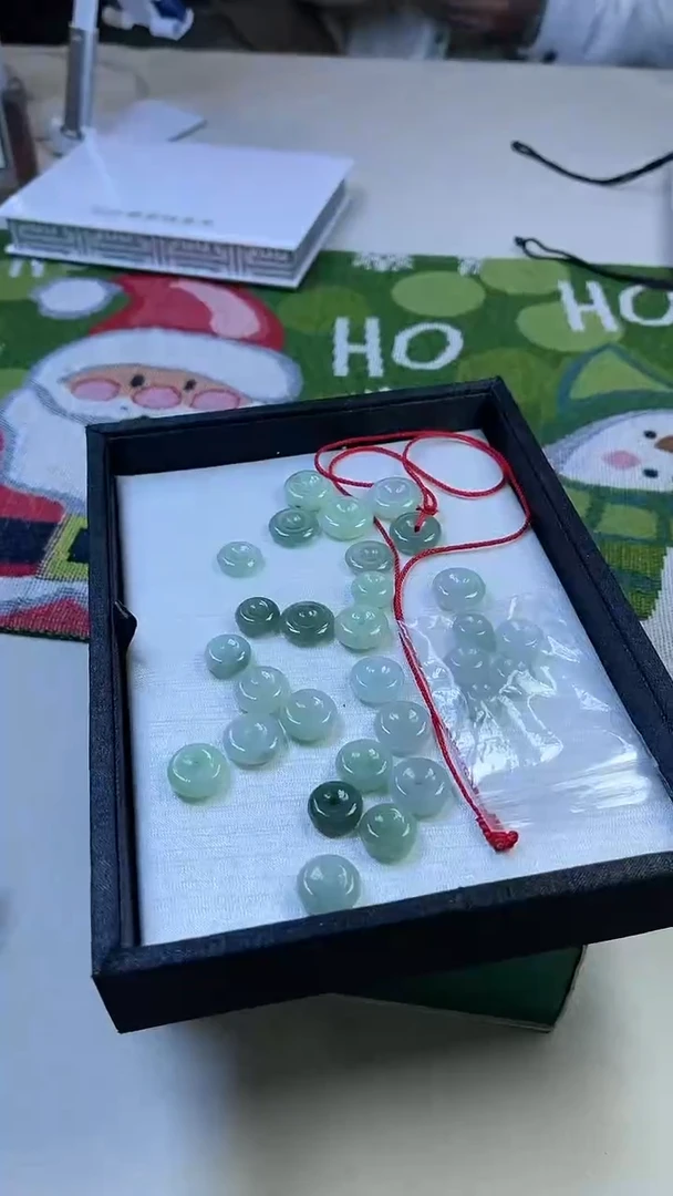 【闪购商品】翡翠颈饰未镶嵌YGF-PAK41平安扣多样性一个