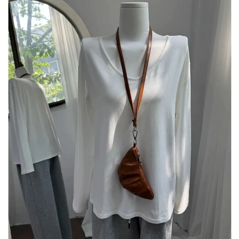 白色v领打底衫女秋冬2026新款慵懒宽松中长款内搭长袖t恤chic上衣