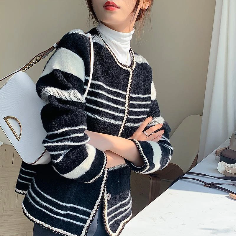 撤柜女装孤品  轻奢时尚气质女装 （扣号模式）毛衣 外套宽松秋冬