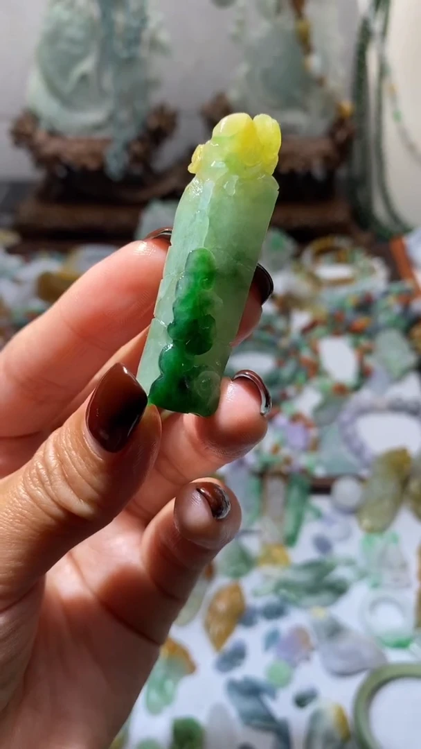 【闪购商品】定制翡翠未镶嵌翡翠挂件