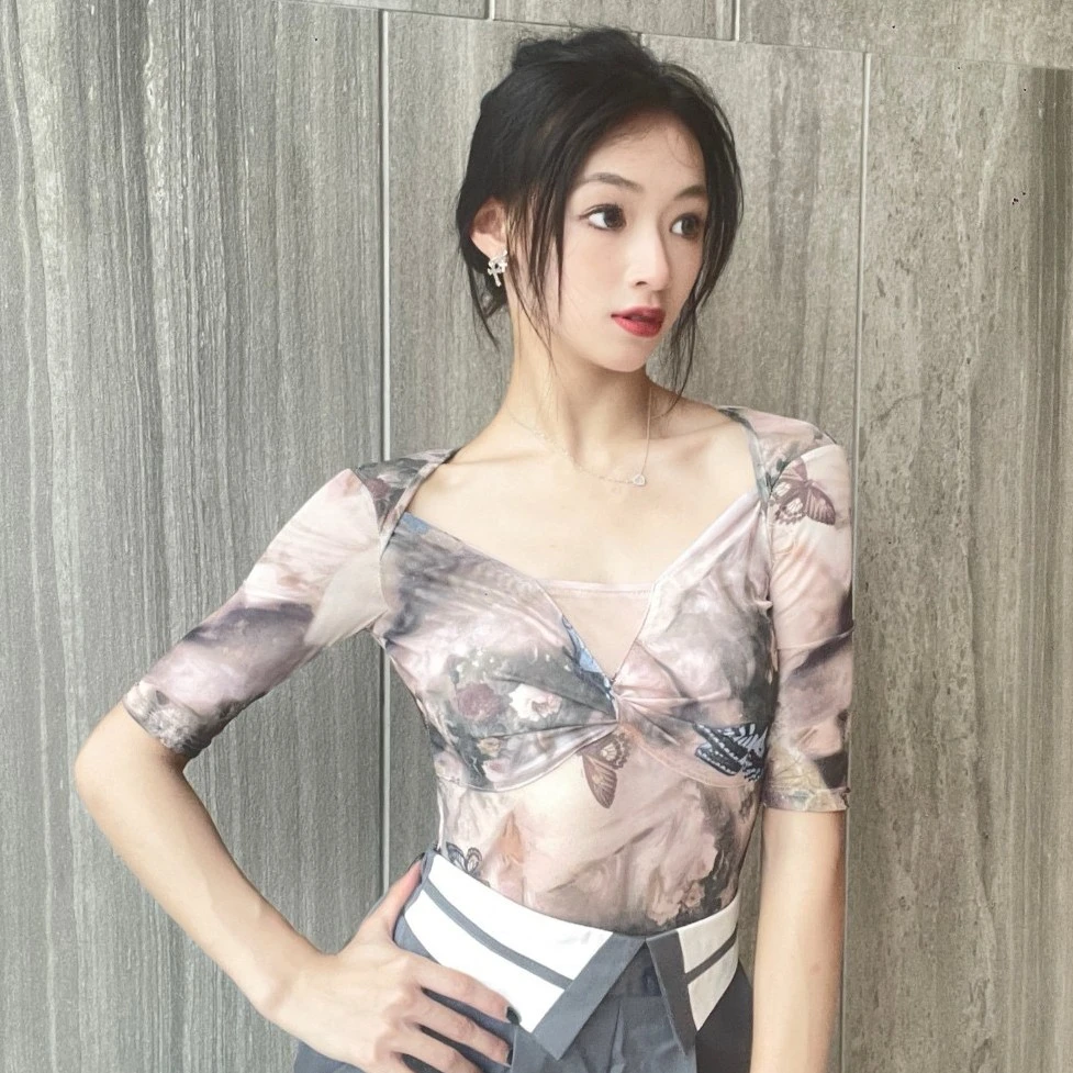 鲸艺舞服国标舞摩登舞服练功服舒适艺术印花网纱上衣