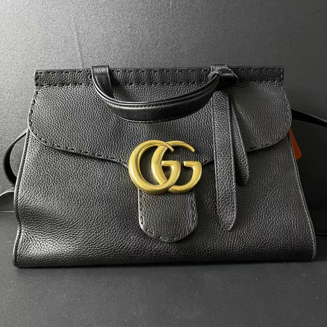 95新 GUCCI/古驰 捐金沉珠/古驰/Gucci/黑金马蒙邮差包