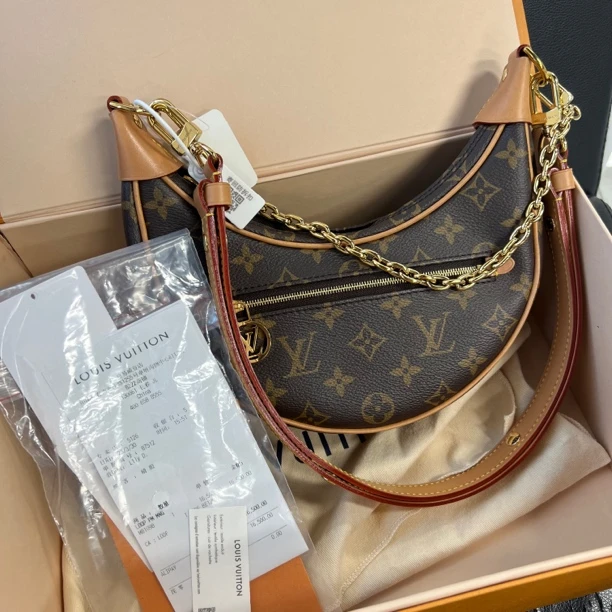 95新 LouisVuitton/路易威登 捐金沉珠/月亮 豌豆包